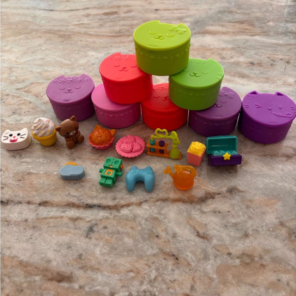 Gabby’s Dollhouse Surprise Boxes and Accessories